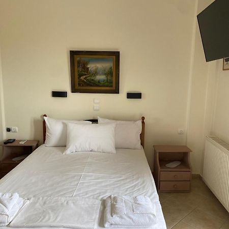 Vervekis Apartments Фискардо Екстериор снимка
