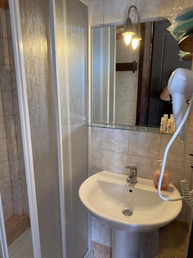 Vervekis Apartments Фискардо Екстериор снимка