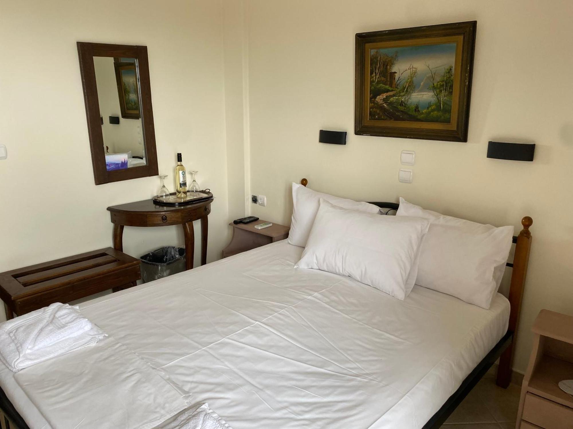 Vervekis Apartments Фискардо Екстериор снимка