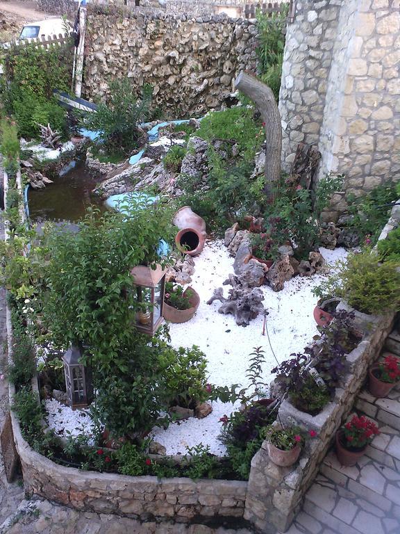 Vervekis Apartments Фискардо Екстериор снимка