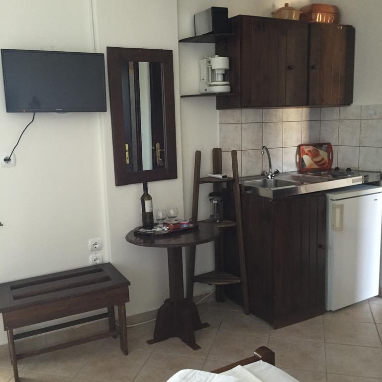 Vervekis Apartments Фискардо Екстериор снимка