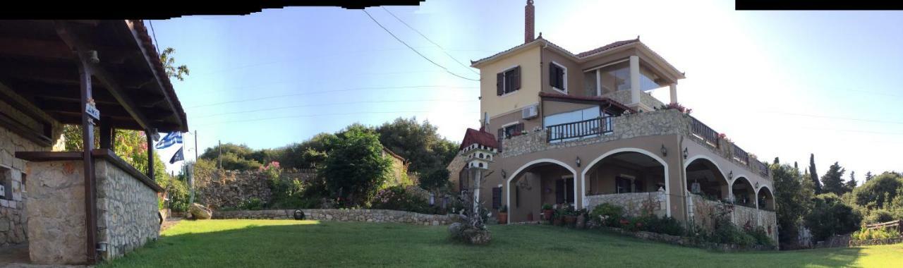 Vervekis Apartments Фискардо Екстериор снимка