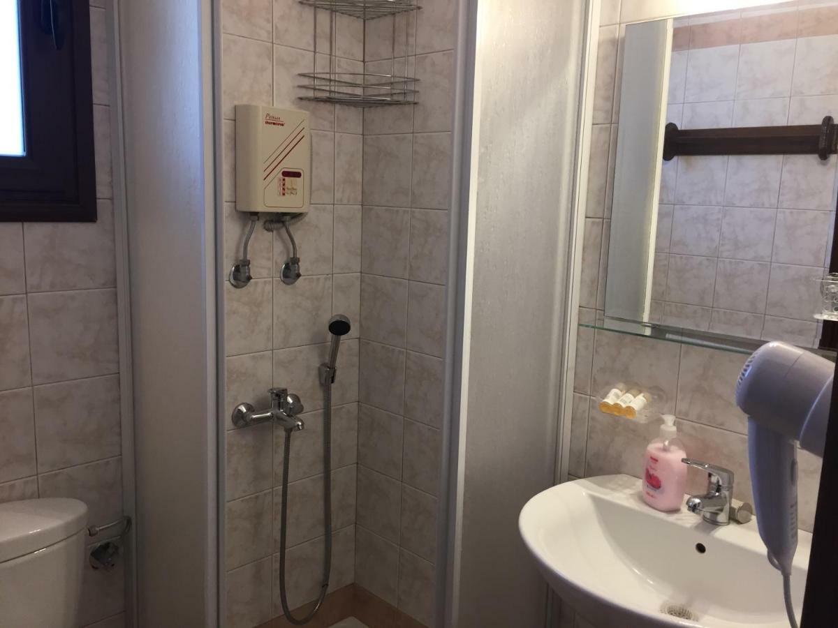 Vervekis Apartments Фискардо Екстериор снимка