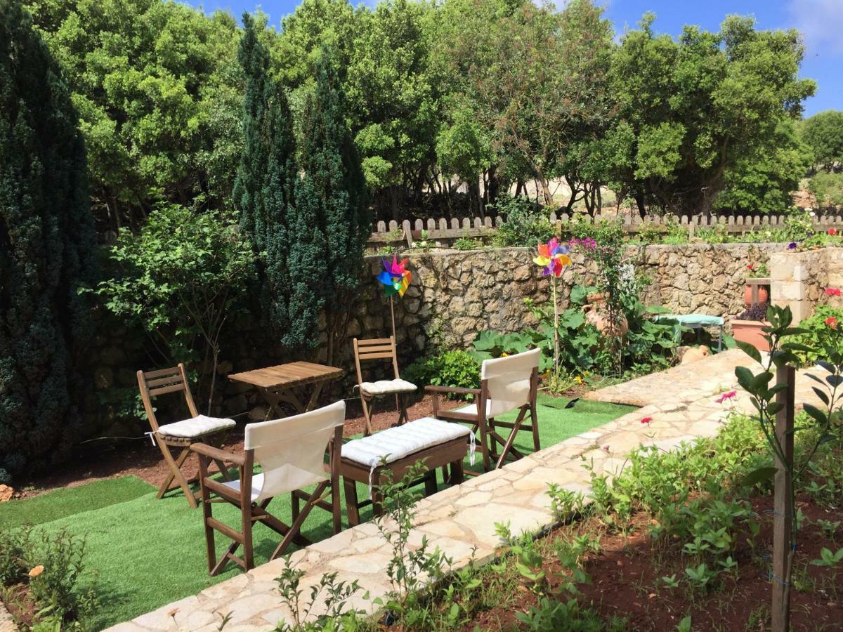 Vervekis Apartments Фискардо Екстериор снимка